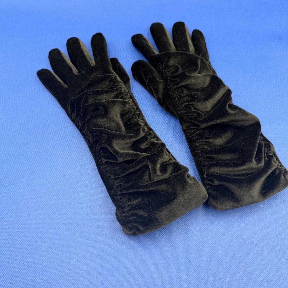 Fownes Womens Black Ruched Velvet Insulated Cold Weather Gloves 12 Inch Length